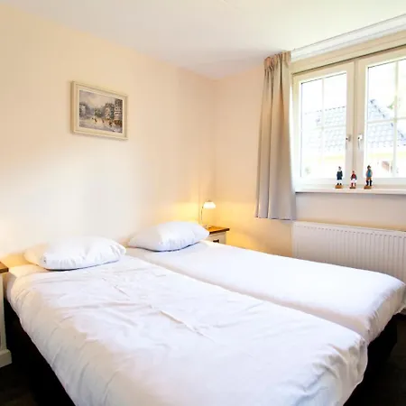 Holiday H8.27 Holiday home Oosterhuizen