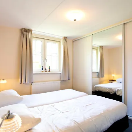Holiday H8.27 * Oosterhuizen